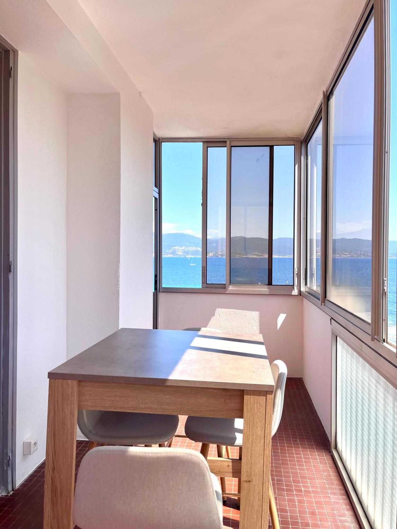 Front De Mer Beau T3 Climatise Balcon Parking Ajaccio Ajaccio (Corsica) Exterior foto